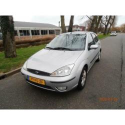 Ford Focus 1.6 I Ghia 2004 Grijs