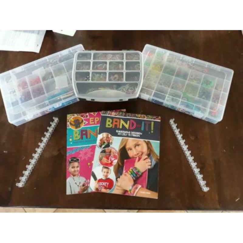 Loom band it knutselen ...urenlang plezier !