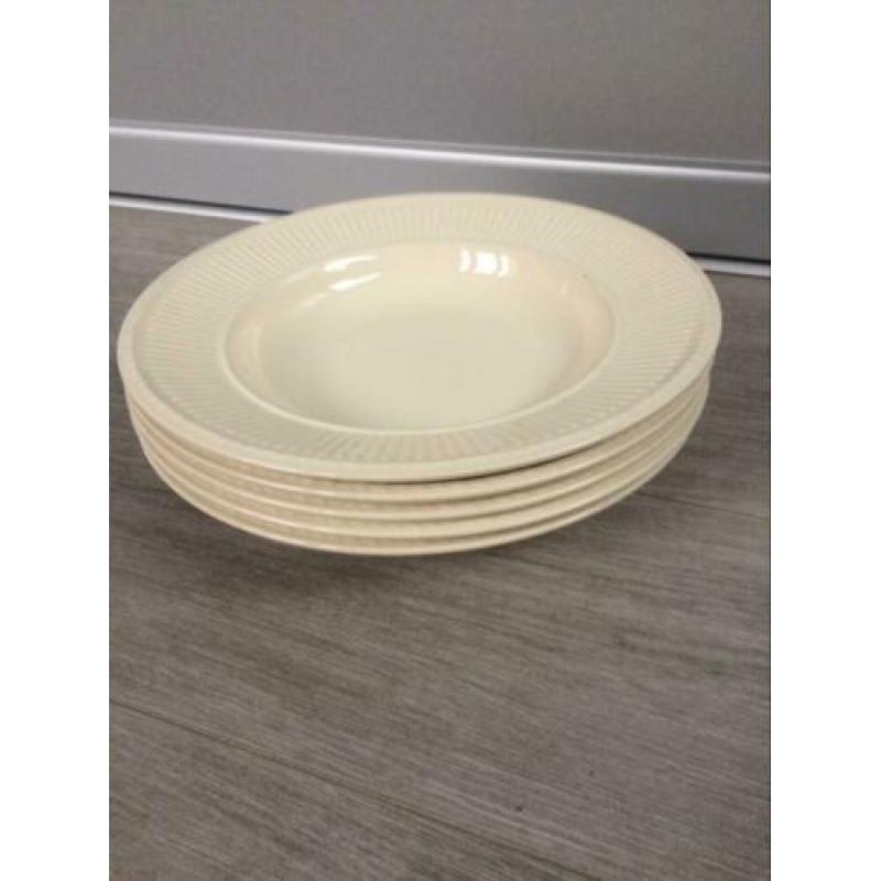 Wedgwood Edme Diepe borden 23 cm 5 stuks