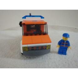 Lego 7638 city takelwagen, compleet met boekje.