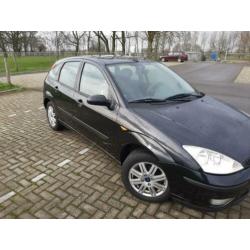 Ford Focus 1.6 I Ghia 2005 Zwart
