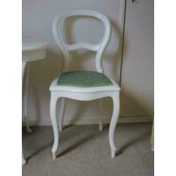 tafel met 2 stoelen, brocante