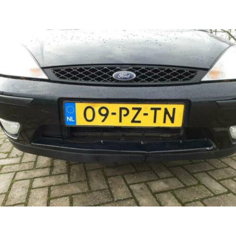 Ford Focus 1.6 I Ghia 2005 Zwart