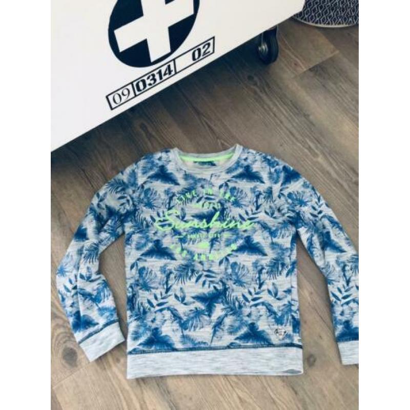 Kleding jongen 152 .....