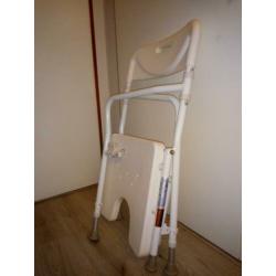 Inklapbare douchestoel van Excelcare de HC-2130