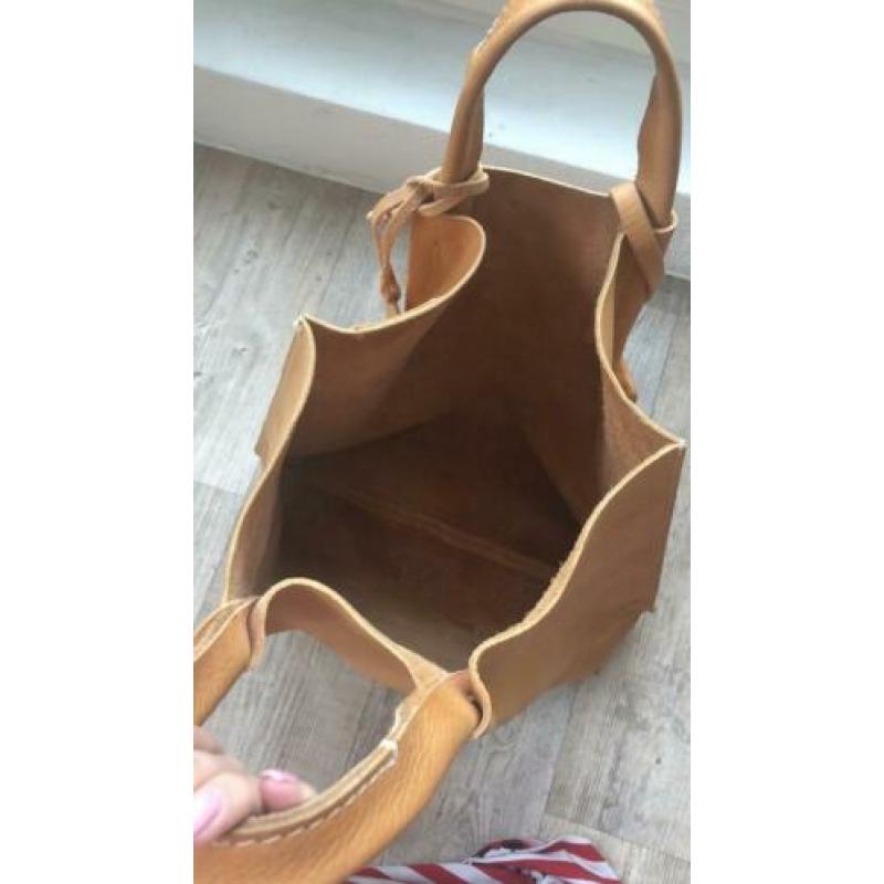 WIG 50 - Yarn Unit - WIG ANTHOLOGY - Grote Leren Shopper