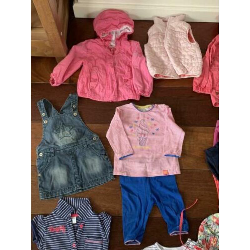 Groot pakket meisjes lente en zomer kleding maat 74 en 80