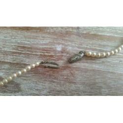 Vintage retro nep parelketting parel ketting mooie sluiting