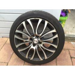 4 Luxe velgen met winterbanden te koop