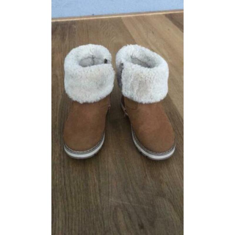 Zara crème ,bruin gevoerde enkellaarsjes maat 25