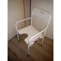 Inklapbare douchestoel van Excelcare de HC-2130