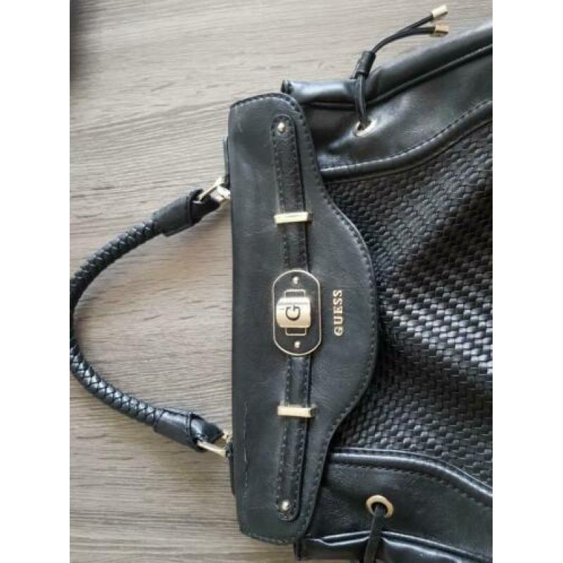 Guess tas