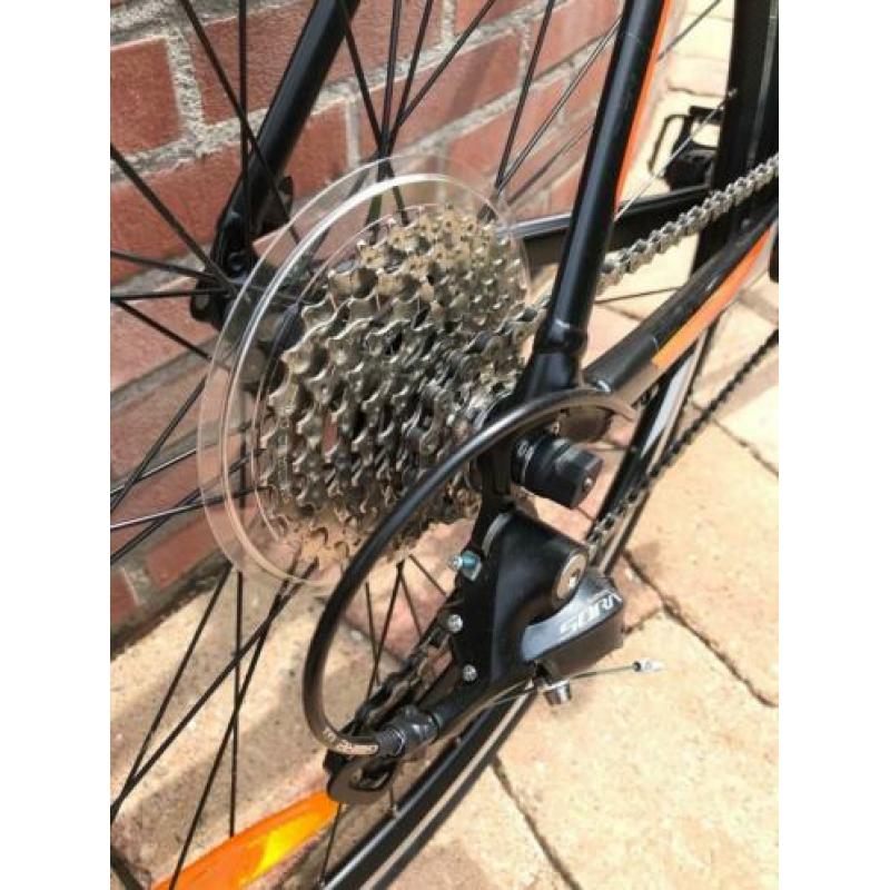 Giant Contend 1 2018 maat M/L