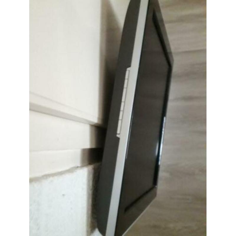 Leuk klein Philips tvtje 20inch geen hdmi aansluiting