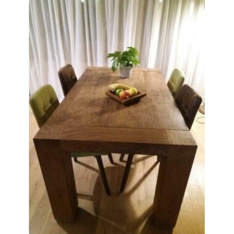 Eethoek 160 x 90 met 4 stoelen