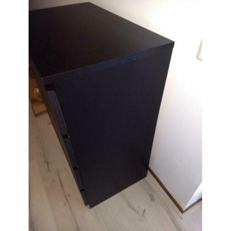 Malm ladekast 4 lades Ikea zwartbruin 80cm br x 100cm h x 48