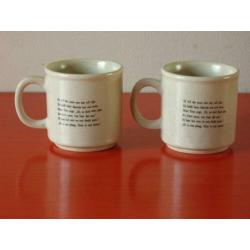 Set van 2 retro vintage Ot en Sien mokken van aardewerk