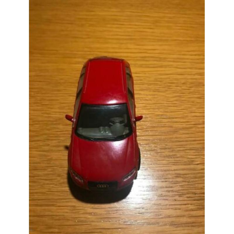 NEWRAY - AUDI - A3 SPORTBACK 1:43 Rood