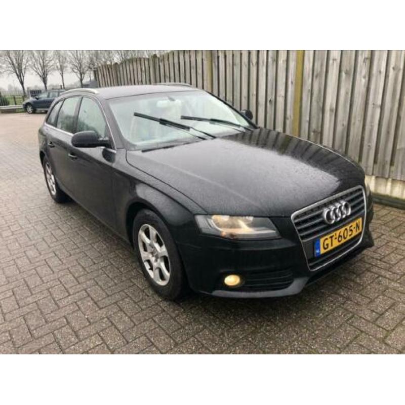 Audi A4 2.0 TDI 88KW Avant 2010 NAVI PDC