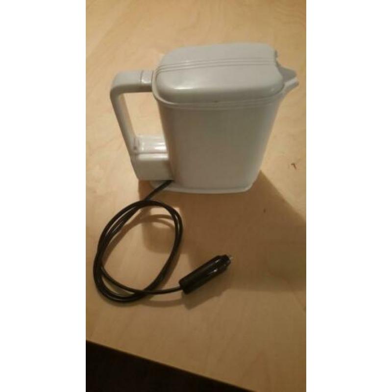 koffieset apparaat en waterkoker