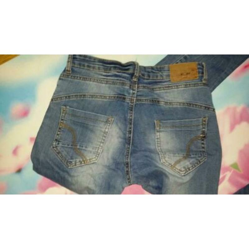 2. Placenta de jour jeans