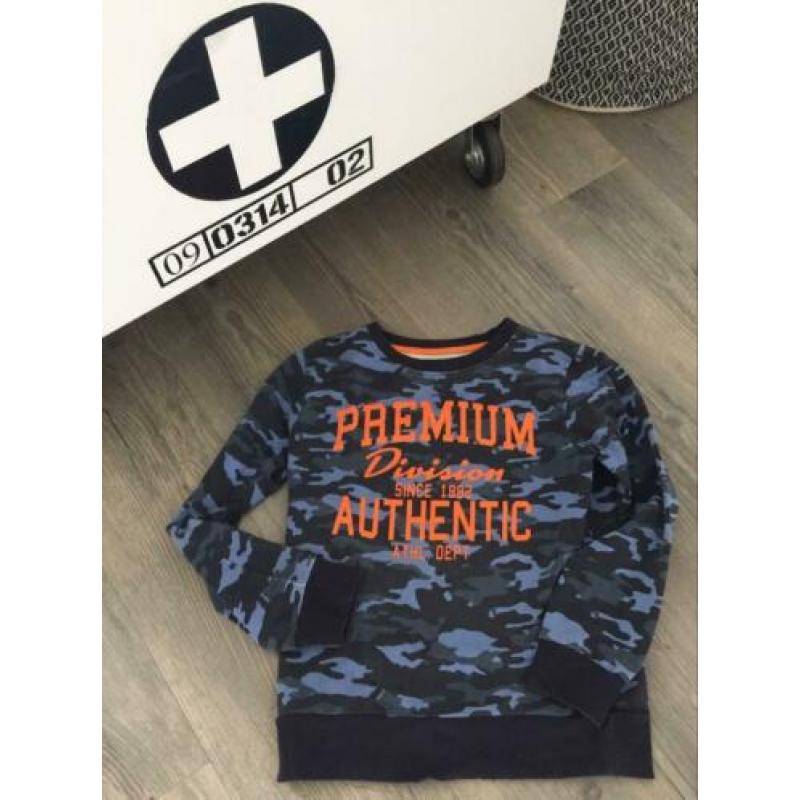 Kleding jongen 152 .....