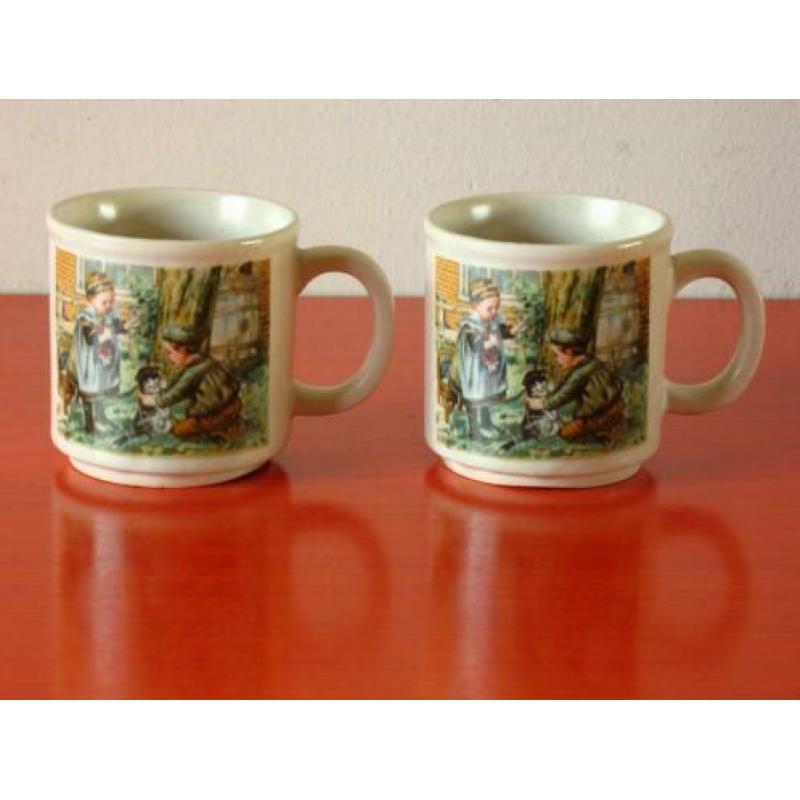 Set van 2 retro vintage Ot en Sien mokken van aardewerk
