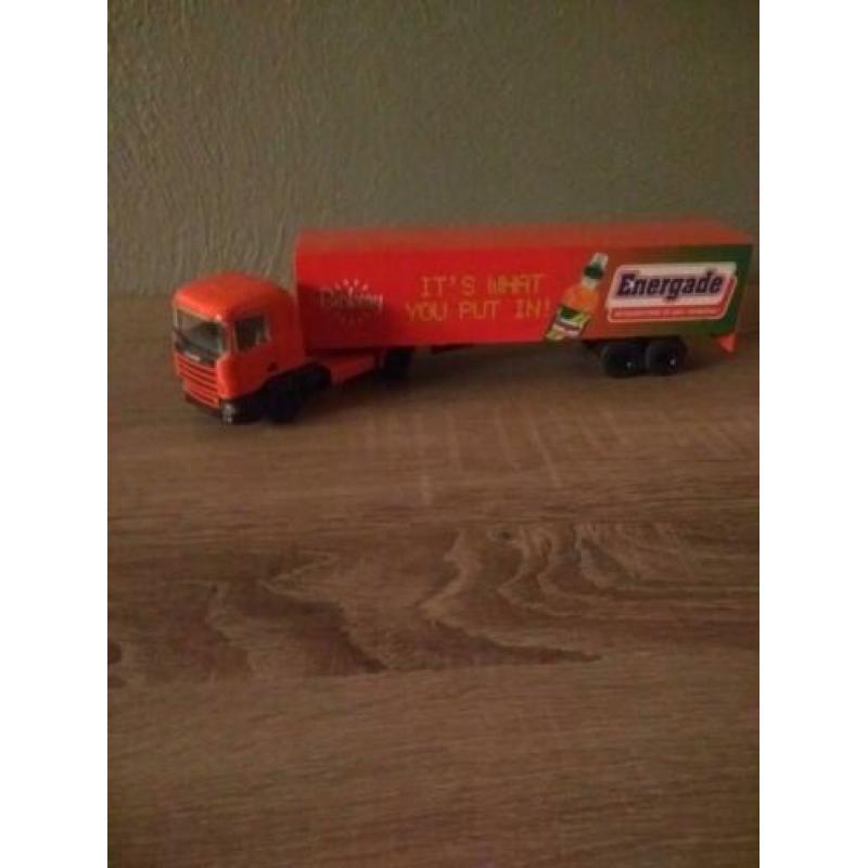 Ik hep een SCANIA van LION CAR 1:50