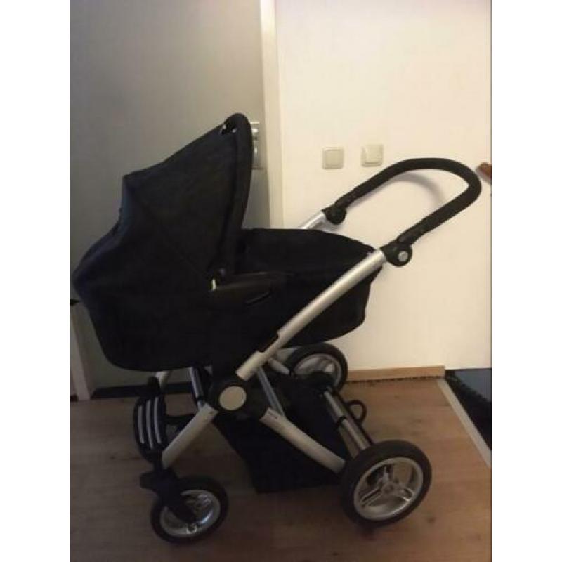 Zwarte MUTSY m MAXI COSI super mooi en schoon Gebr v kleinki