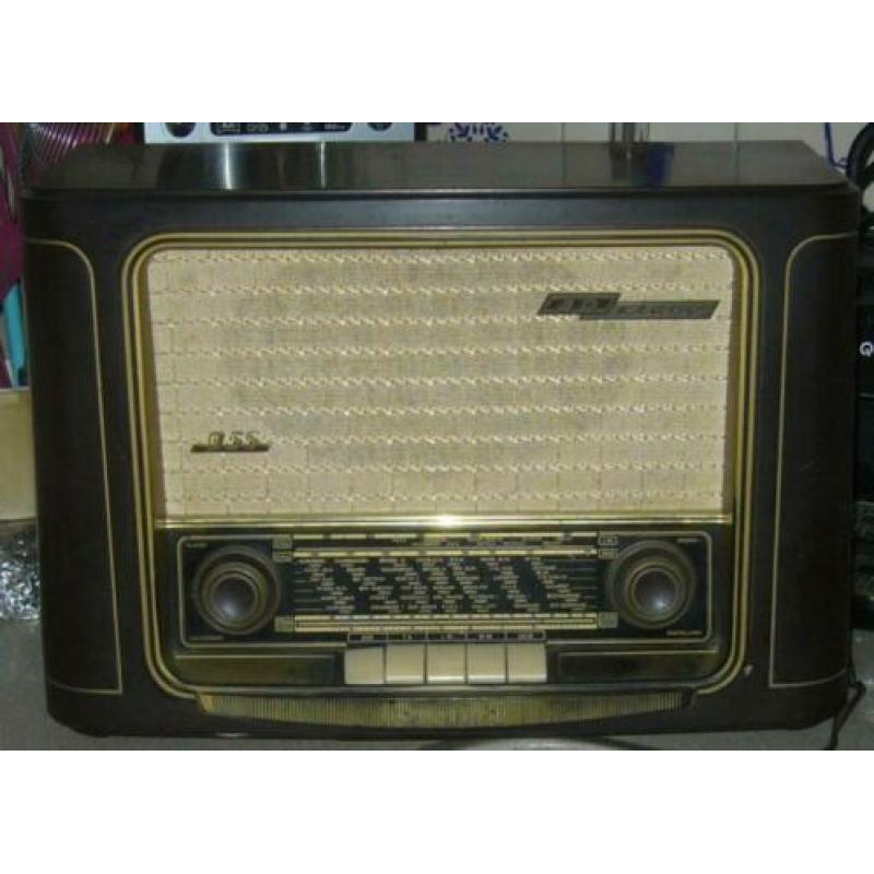 Oude Radio Van Bakeliet Type 955 W /3D.