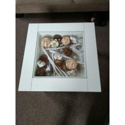 Salontafel met lade en glasplaat.