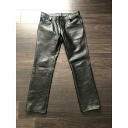 Leren broek (jeans model). Maat 34