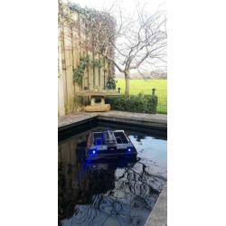 Navigator voerboot met fishfinder . Verhuur , te huur