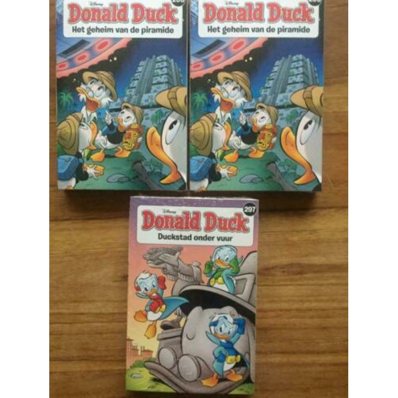 36 (dubbel en extra) DONALD DUCK POCKETS en specials
