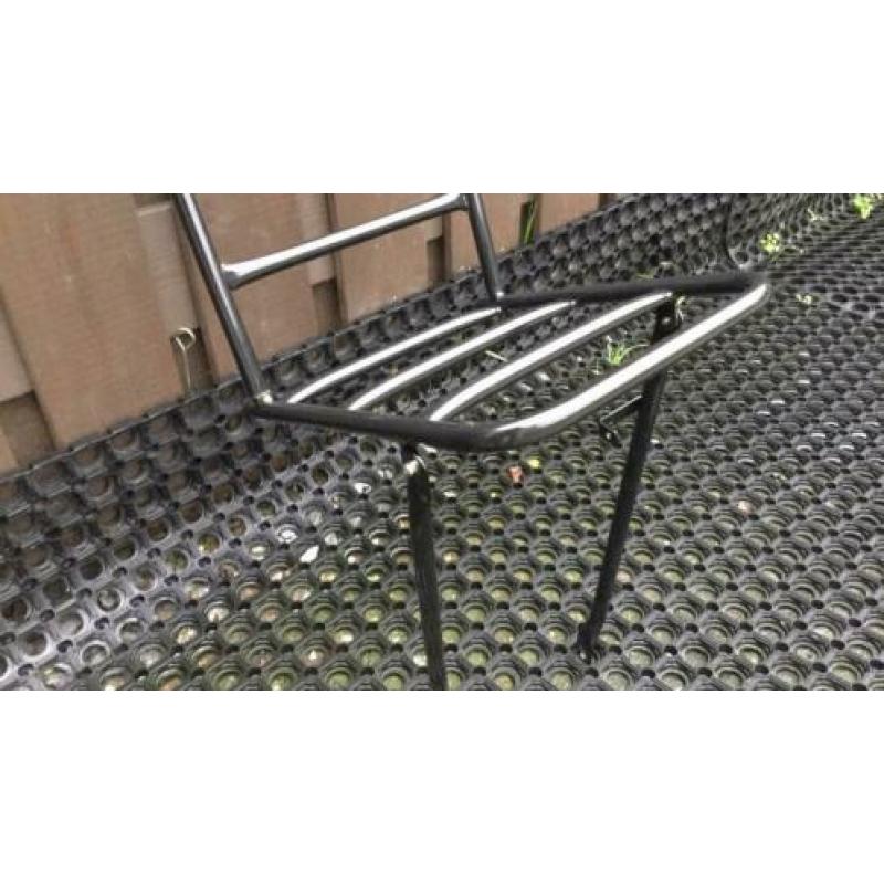 Basil fiets rekje zwart glans