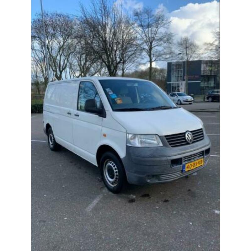 VW Volkswagen transporter T5 TD 2005, 3 zits
