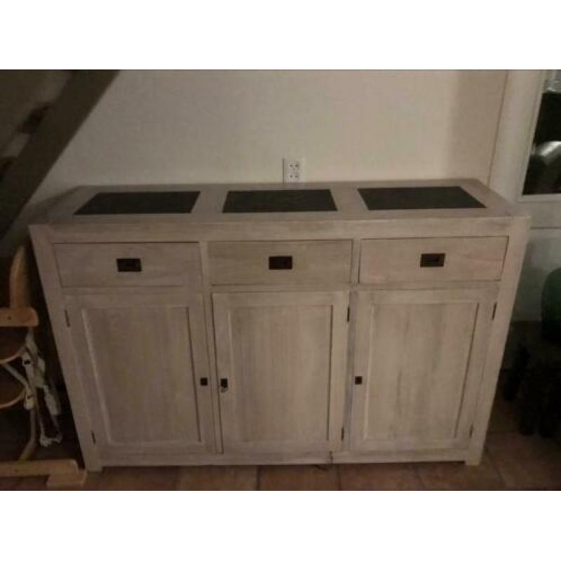 Dressoir