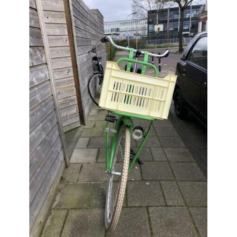 Omafiets met krat ZGAN