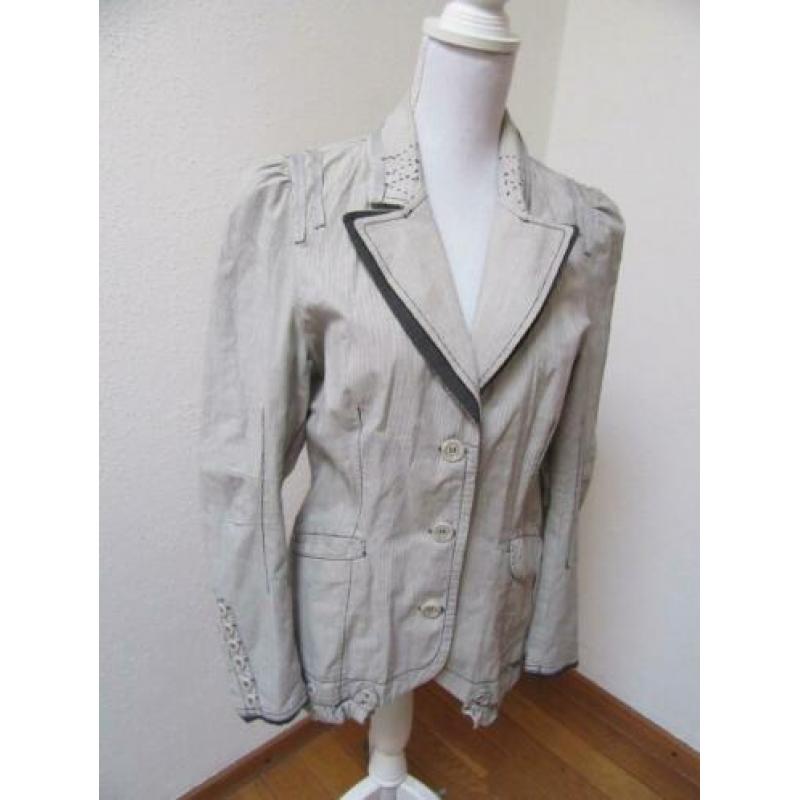 A80 apart blouse jasje NTS wit zwart maat 40