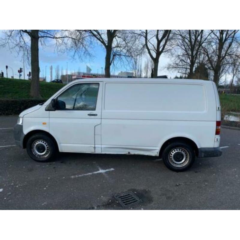 VW Volkswagen transporter T5 TD 2005, 3 zits