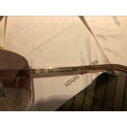 Louis Vuitton attitude goud