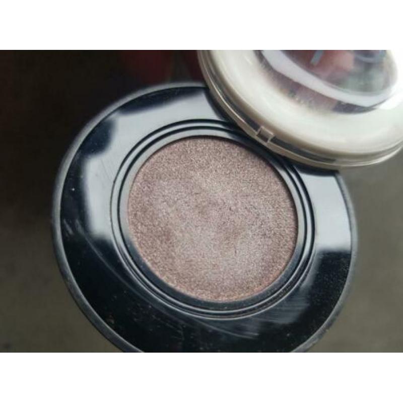 Calvin klein | eyeshadow | 720 | ZGAN