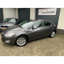 Opel Astra 1.4 Cosmo LEER TREKHAAK