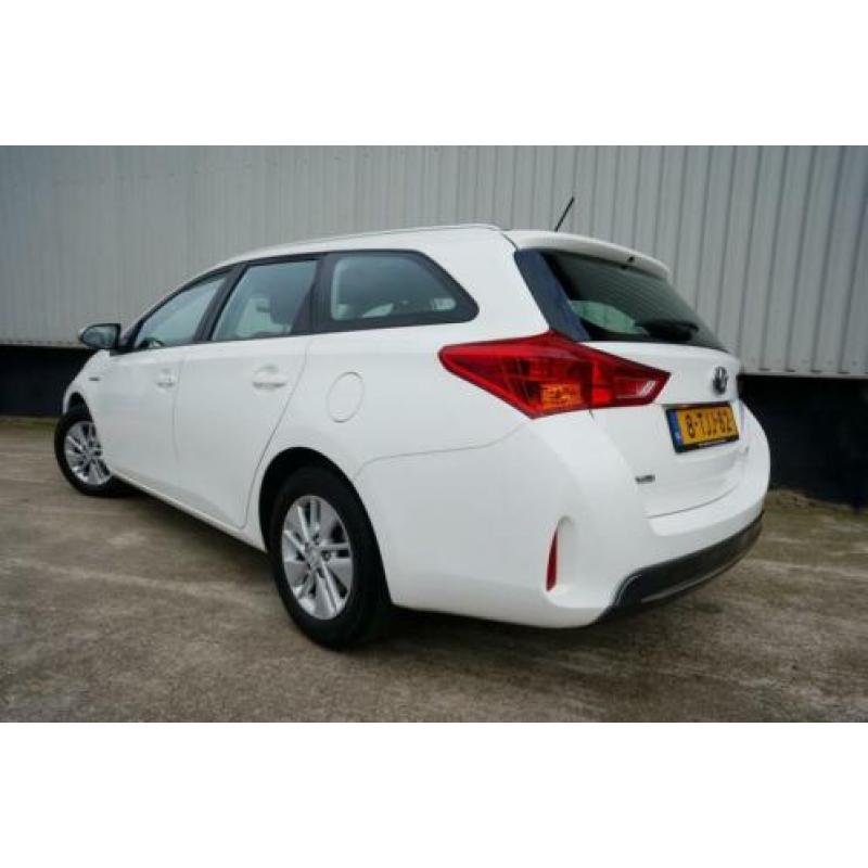 Toyota Auris Touring Sports 1.8 Hybrid Aspiration Camera_Cli