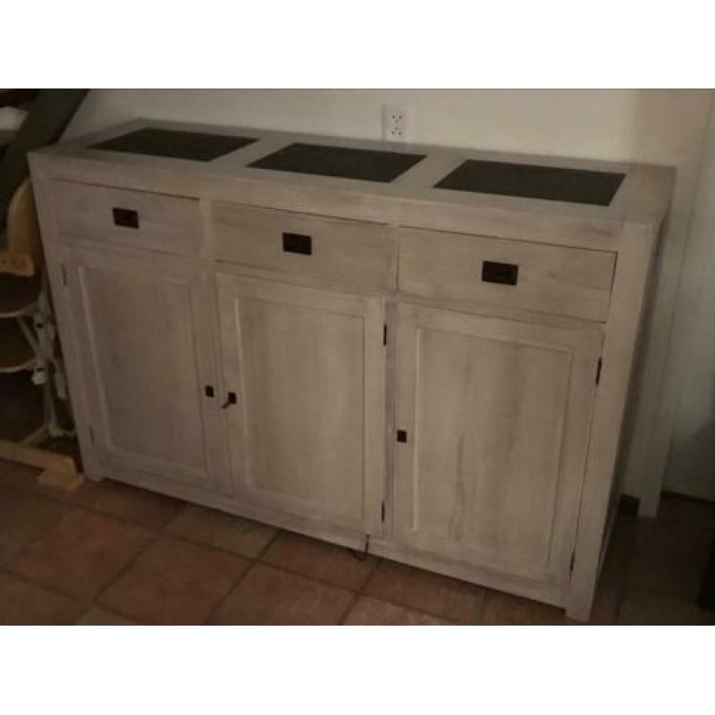 Dressoir