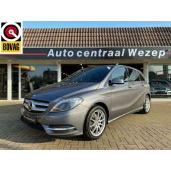 Mercedes-Benz B-Klasse 180 Prestige blueEFFICIENCY / Navigat