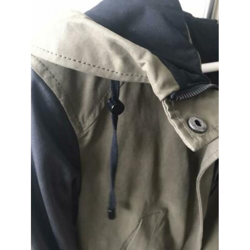Kort windjack/jas ZARA (khaki/zwart) maat L