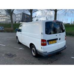 VW Volkswagen transporter T5 TD 2005, 3 zits