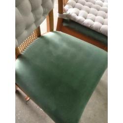 4 eetkamerstoelen