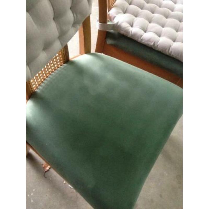 4 eetkamerstoelen